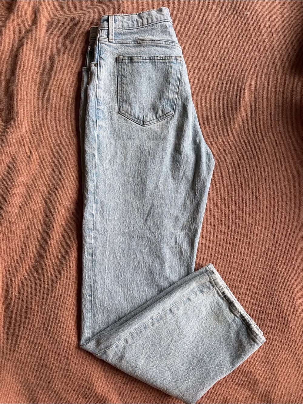 Abercrombie & Fitch Light Wash '90s Straight Ultra High Rise Jeans